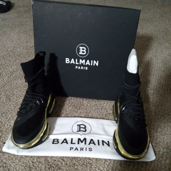 BALMAIN PARIS